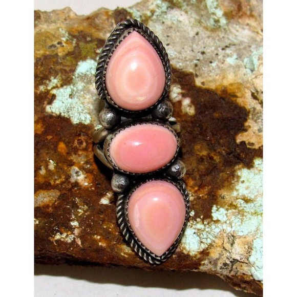 Navajo Sterling Silver Pink Conch Shell Dangle Ring Sterling Silver T Long